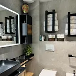 Premium Penthouse 