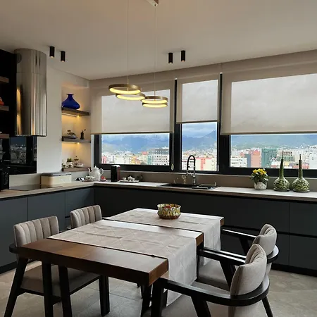 Premium Penthouse 