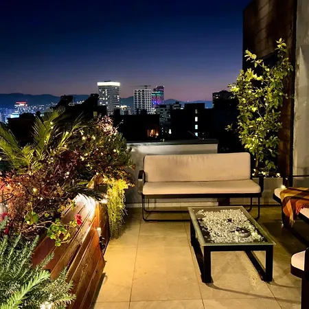 Premium Penthouse 