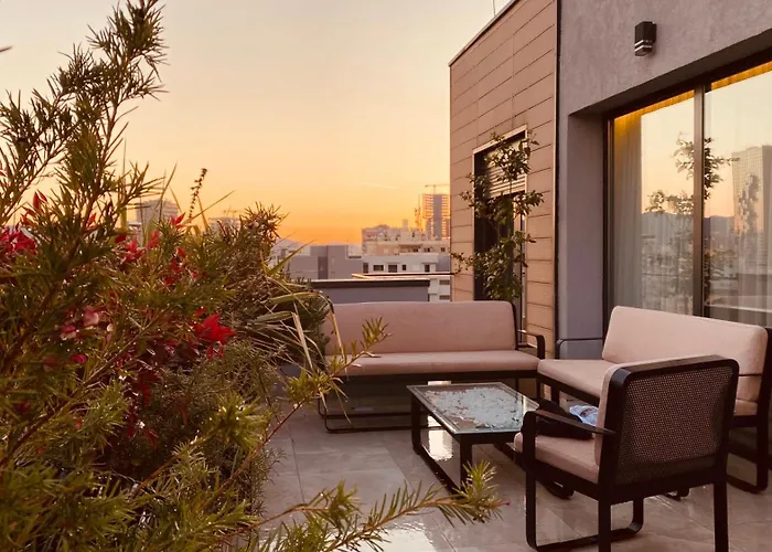 Premium Penthouse 