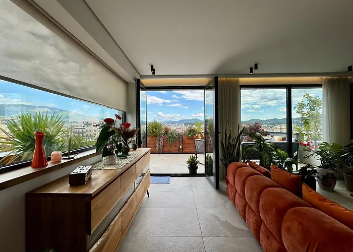 Premium Penthouse 